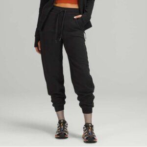 lululemon athletica Scuba Relaxed High-Rise Jogger Size 4 Cotton Terry